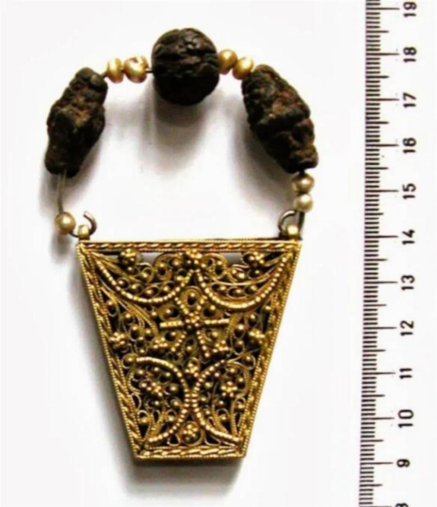 Χρυσός, λιβάνι, σμύρνα: Τα Τίμια Δώρα που πήγαν οι 3 Μάγοι στον Χριστό, ο συμβολισμός και η σημερινή τους τοποθεσία