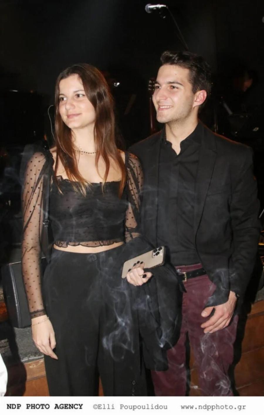 Τράβηξε όλα τα βλέμματα πάνω της: Η Νατάσα Παζαΐτη, μαγνήτισε τα βλέμματα σε βραδινή της έξοδο