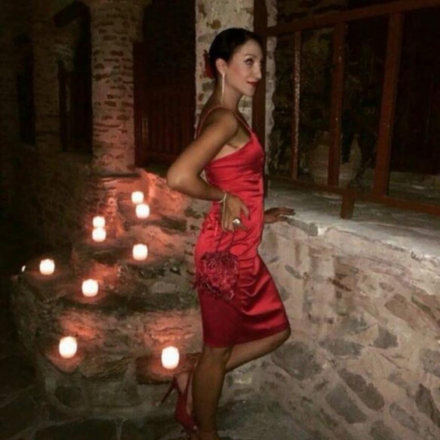 Από την αφάνεια στην επιφάνει: Η πιο πολυσυζητημένη παίκτρια του Fame Story επέστρεψε 18 χρόνια αργότερα πιο όμορφη από ποτέ