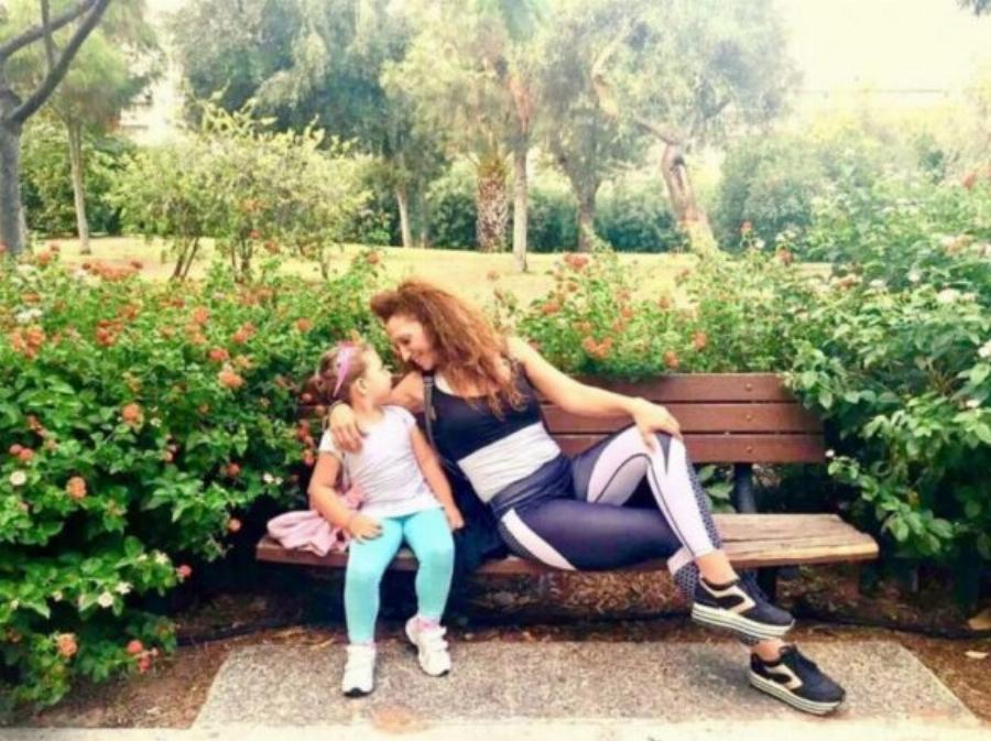 Από την αφάνεια στην επιφάνει: Η πιο πολυσυζητημένη παίκτρια του Fame Story επέστρεψε 18 χρόνια αργότερα πιο όμορφη από ποτέ