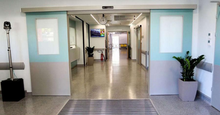 «Μου έλεγε “Μαμά πονάω, δεν αντέχω”»: Ραγίζει καρδιές η μητέρα της 26χρονης για τον άδικο χαμό του παιδιού της από περιτονίτιδα