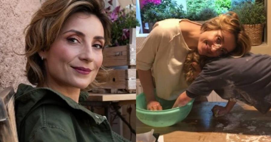 Σαν να βγήκε από χριστουγεννιάτικο παραμύθι: Το ονειρικό σπίτι της Ευδοκίας Ρουμελιώτη με το θεόρατο δέντρο, το τεράστιο σαλόνι και τον όμορφο κήπο