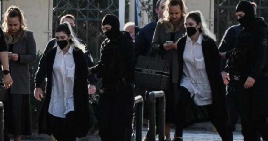 Έχει μείνει μισή σαν σκιά του ευατού της: Η σημερινή εμφάνιση της Πισπιρίγκου στα δικαστήρια για την απολογία των θανάτων Μαλένας – Ίριδας