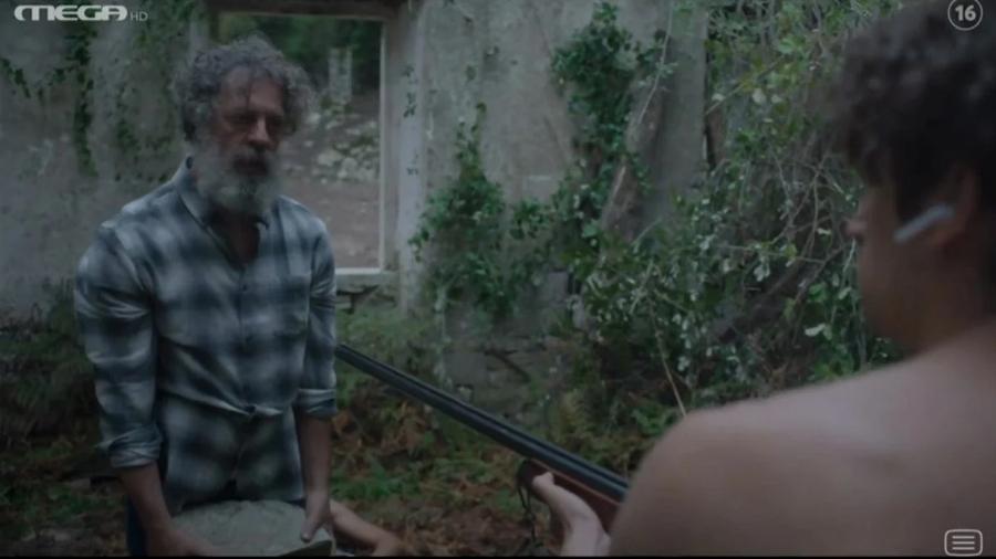 «Υποδύθηκε τον τέλειο κακό»: Δεκάδες αντιδράσεις με το φινάλε του Maestro – Έκλεψε την παράσταση ο Γιάννης Τσορτέκης