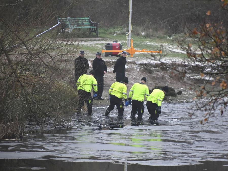 Ανείπωτος θρήνος: Σπαράζουν τρεις οικογένειες – Νεκρά τρία αγοράκια που έπεσαν κατά λάθος σε παγωμένη λίμνη