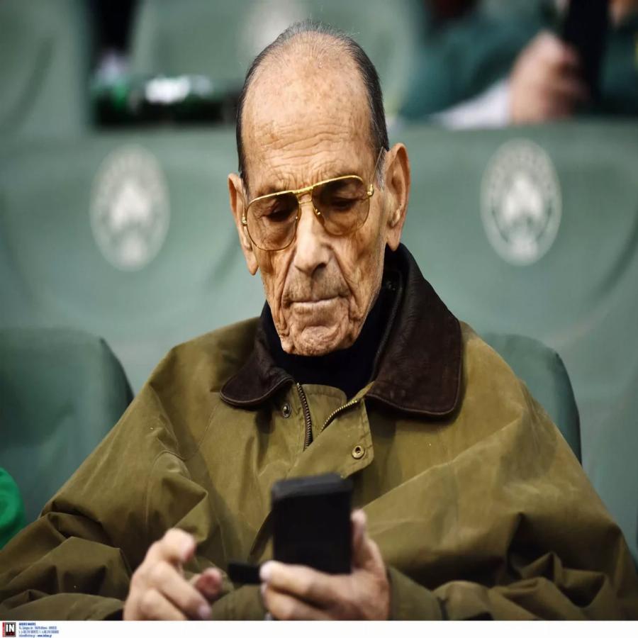 Ο θρυλικός Αντώνης Αντωνιάδης εξομολογείται: «Ο καρκίνος με ταλαιπώρησε, αλλά τον νίκησα! Έχασα 40 κιλά»