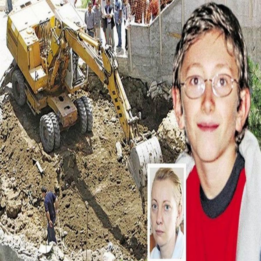 Η αλήθεια μετά από 16 χρόνια: «Οι άνδρες με τα κίτρινα γιλέκα που δεν έσκαβαν τελικά για τον δήμο και τα παιδιά με το καρότσι»