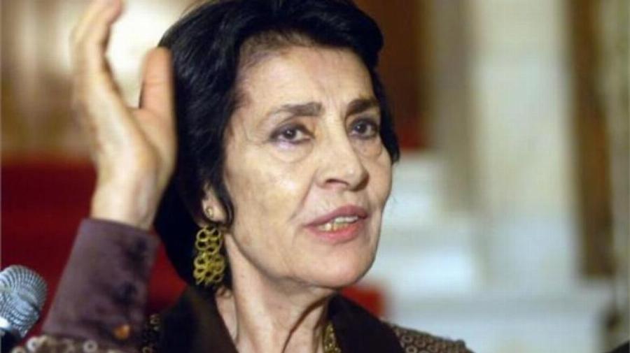 «Μαύρο» πέπλο άφησε πίσω του το 2022:19 αγαπημένοι Έλληνες που έφυγαν από κοντά μας