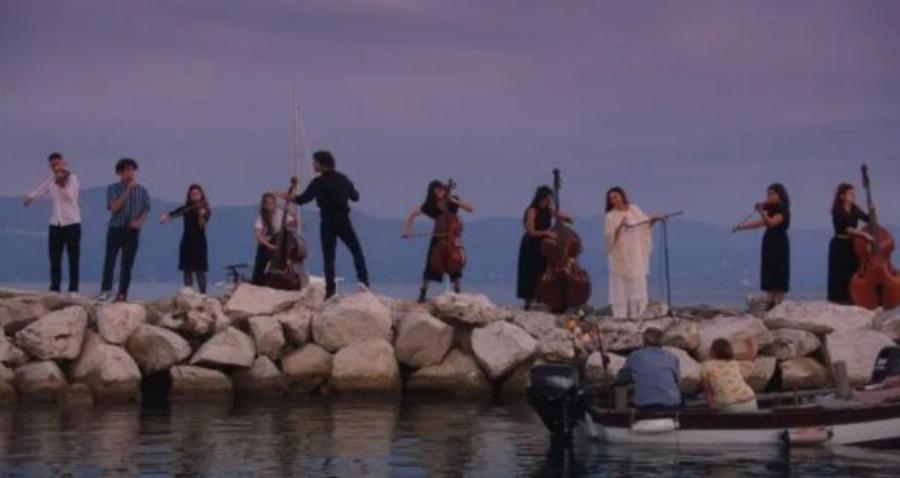 Το μεγάλο φινάλε του Maestro: Διέρρευσαν φωτογραφίες από το τελευταίο επεισόδιο, το τέλος που θα «παγώσει» τους πάντες