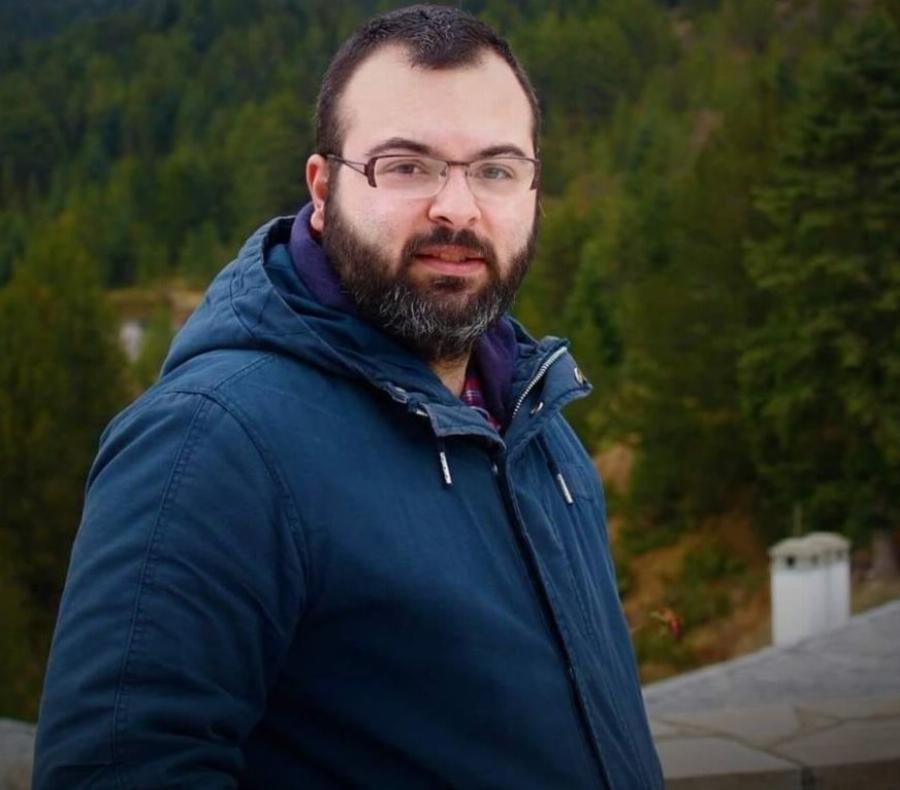 Ανείπωτος θρήνος στα Ιωάννινα: Έφυγε από τη ζωή μόλις στα 36 του ο δημοσιογράφος Ανδρέας Φιλιππούσης, το αγαπητό παιδί των ΜΜΕ