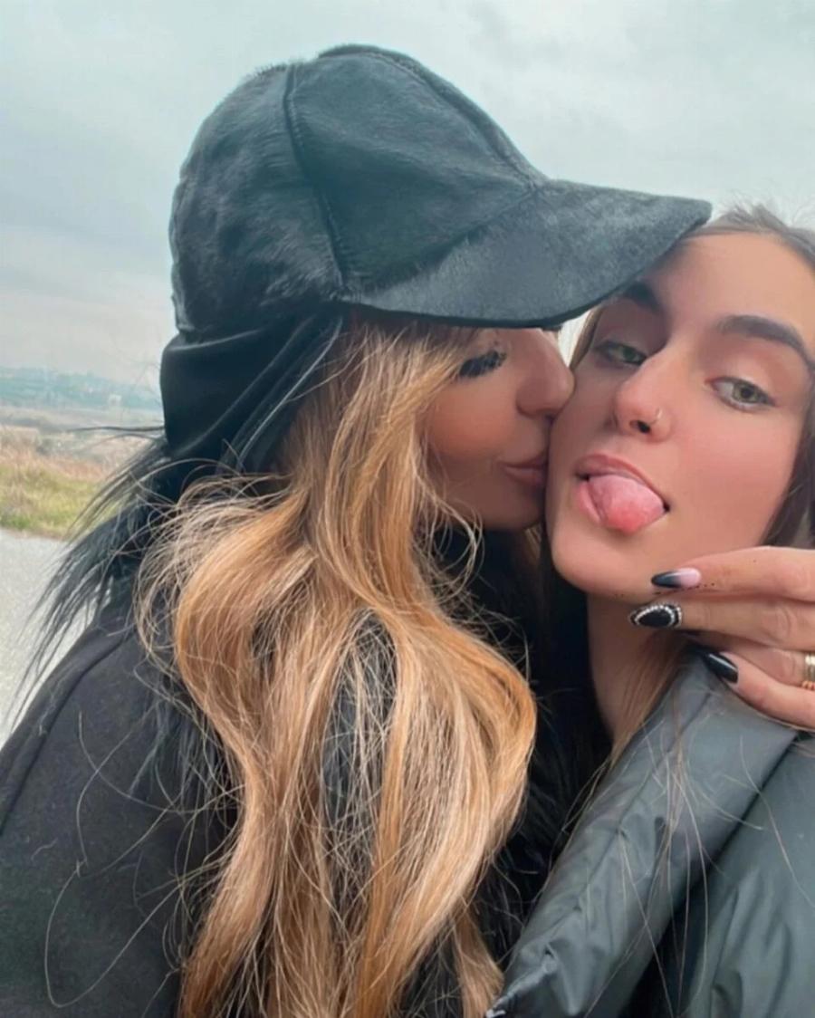 «Κλώνος» του Θοδωρή Ζαγοράκη: Η κόρη της Ιωάννας Λίλη μεγάλωσε και είναι ίδια ο μπαμπά της