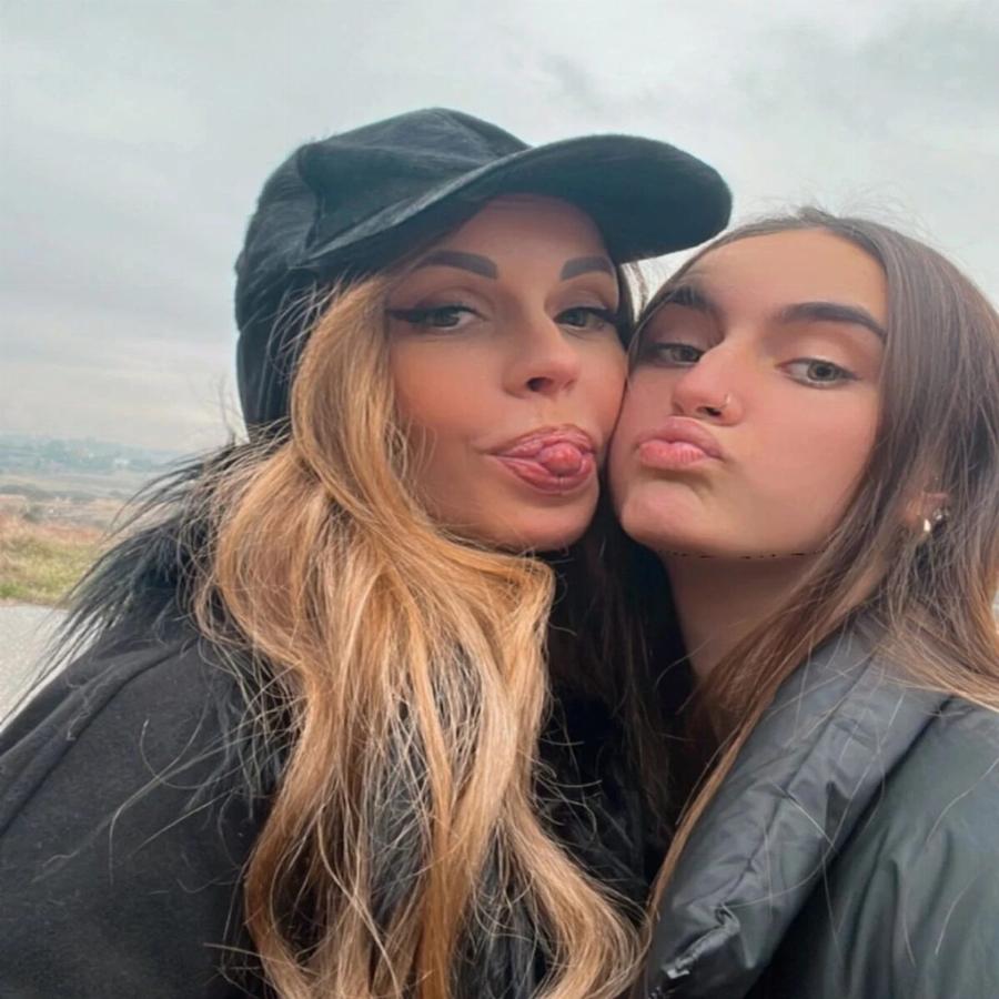 «Κλώνος» του Θοδωρή Ζαγοράκη: Η κόρη της Ιωάννας Λίλη μεγάλωσε και είναι ίδια ο μπαμπά της