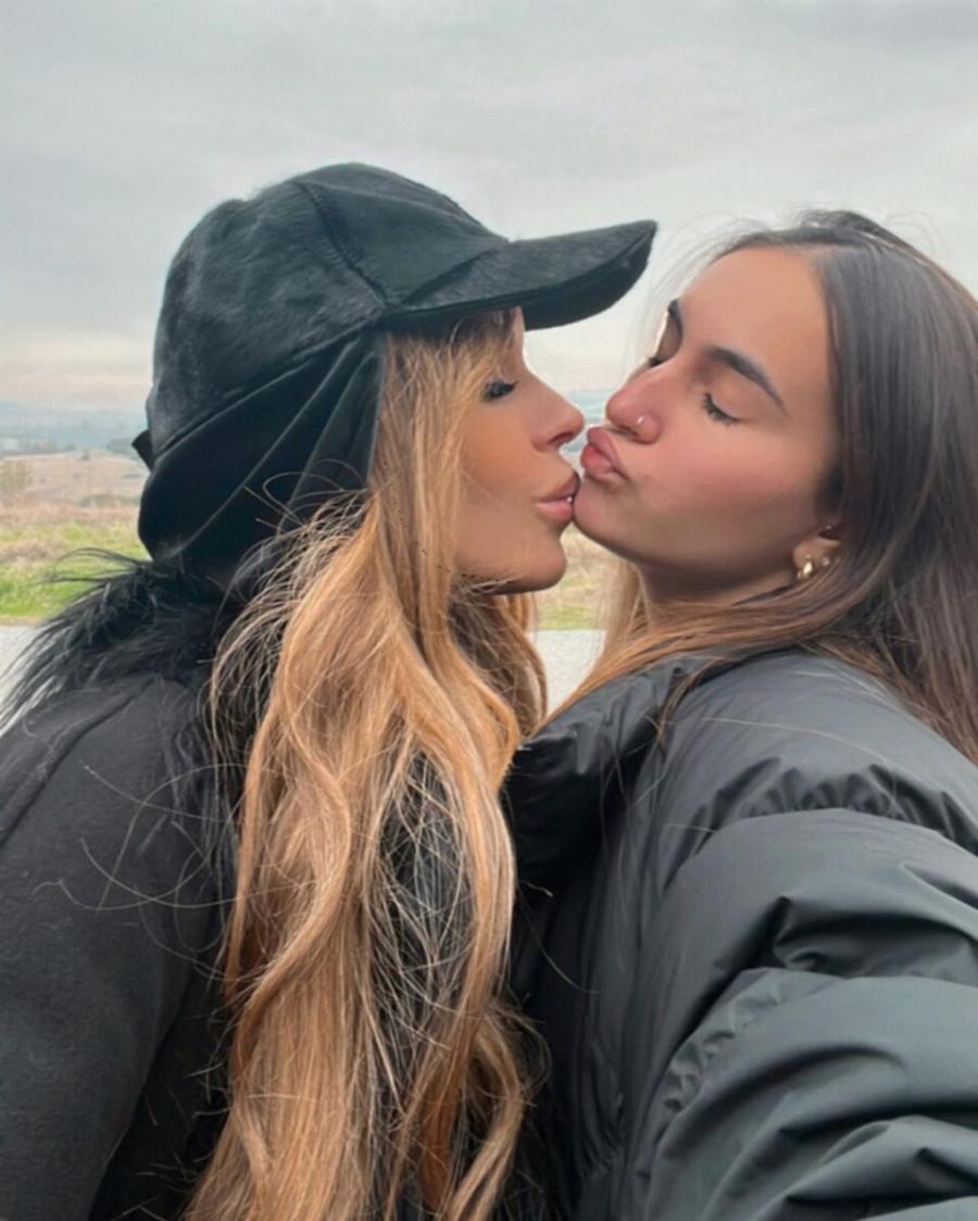 «Κλώνος» του Θοδωρή Ζαγοράκη: Η κόρη της Ιωάννας Λίλη μεγάλωσε και είναι ίδια ο μπαμπά της