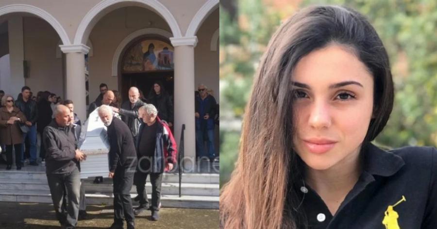 Σπάραξε το Πανελλήνιο: Ντυμένες στα λευκά η μητέρα και η αδερφή της αδικοχαμένης Έμμας – Γιατί δεν έβαλαν μαύρα ρούχα στην κηδεία της