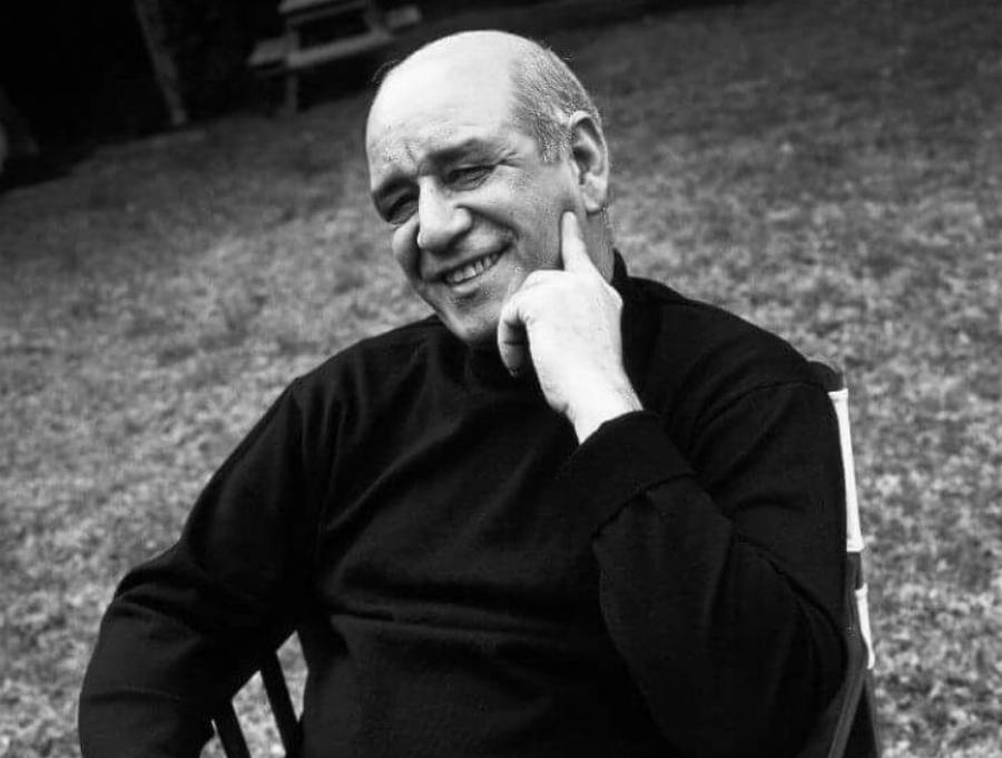 Άρχοντας μέχρι το τέλος: Το τελευταίο ζεϊμπέκικο του Μητροπάνου 17 μέρες πριν πεθάνει και η αποθέωση του κόσμου