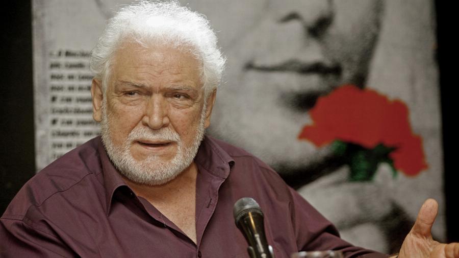 «Μαύρο» πέπλο άφησε πίσω του το 2022:19 αγαπημένοι Έλληνες που έφυγαν από κοντά μας