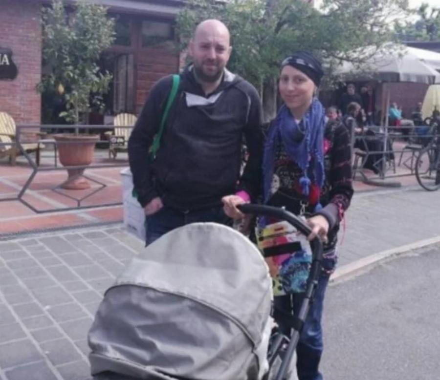 Δάκρυσε και ο Θεός: Η 40χρονη μητέρα έφυγε απ’τη ζωή και άφησε 17 δώρα στην κόρη της, ένα για κάθε της γενέθλια μέχρι να ενηλικιωθεί