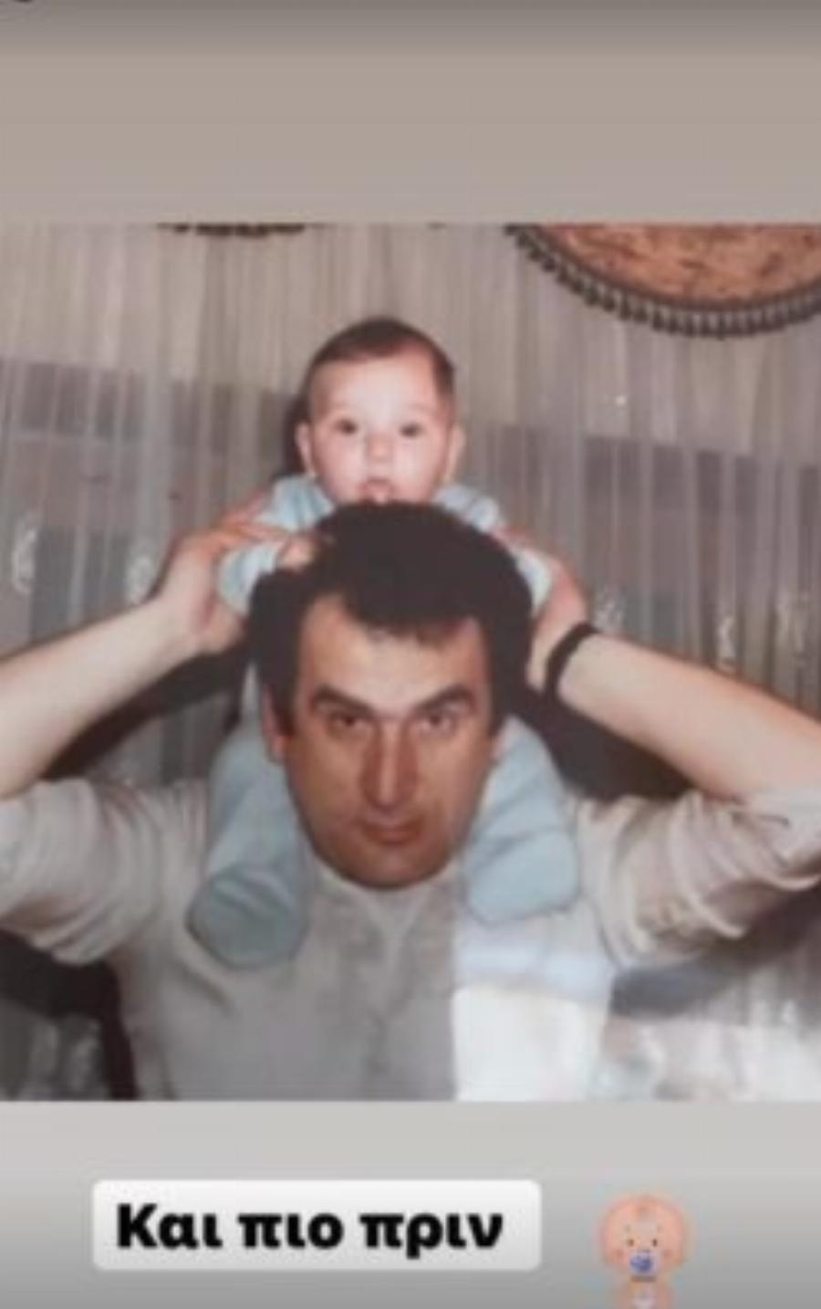 Νίκος Κοκλώνης: Η αγάπη για τους γονείς του, η ομοιότητα με τον πατέρα του, τα 3 άγνωστα αδέρφια και οι δουλειές που κάνουν