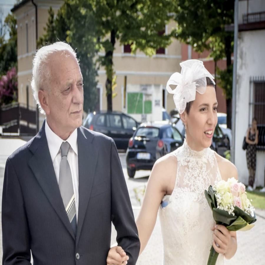 Δάκρυσε και ο Θεός: Η 40χρονη μητέρα έφυγε απ’τη ζωή και άφησε 17 δώρα στην κόρη της, ένα για κάθε της γενέθλια μέχρι να ενηλικιωθεί