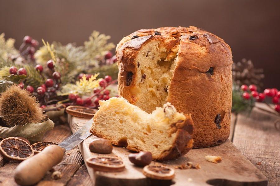 Πανετόνε: Η ιστορία του πιο αφράτου γλυκού των Χριστουγέννων που κάνει θραύση και έρχεται από το Μιλάνο