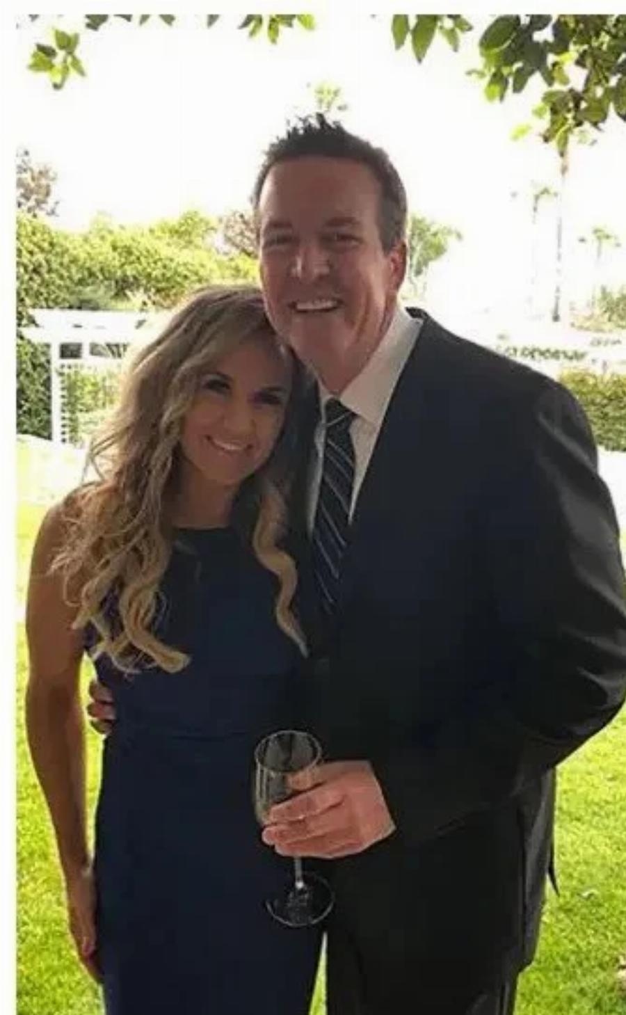 Η απόλυτη φρίκη στη Ντίσνεϋλαντ: Δάσκαλος έβαλε τέλος στη ζωή του πέφτοντας από μεγάλο ύψος γιατί δεν άντεξε την σύζυγο του