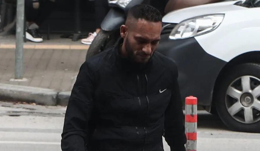 Οργισμένος ο πατέρας του 16χρονου Ρομά: «Καλές γιορτές να κάνει ο αστυνομικός, εγώ θα κάνω μαύρες»