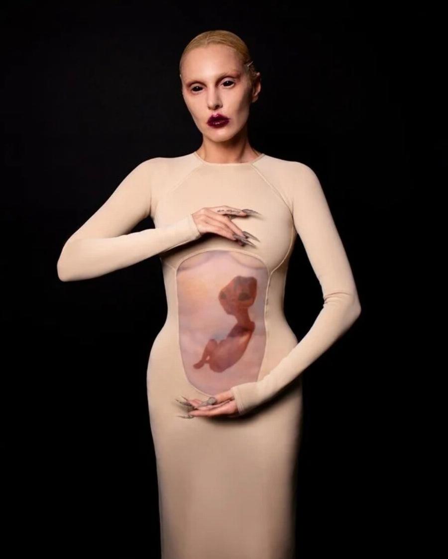 Ο «φόβος και ο τρόμος» έγινε η Τάμτα: Δεκάδες αντιδράσεις και άγριο κράξιμο για τις εικόνες που δημοσίευσε