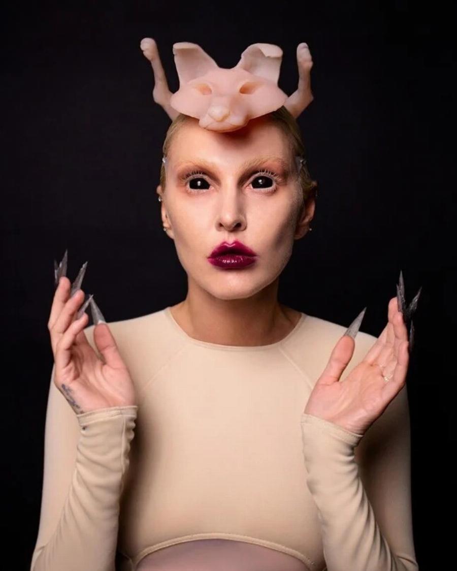 Ο «φόβος και ο τρόμος» έγινε η Τάμτα: Δεκάδες αντιδράσεις και άγριο κράξιμο για τις εικόνες που δημοσίευσε