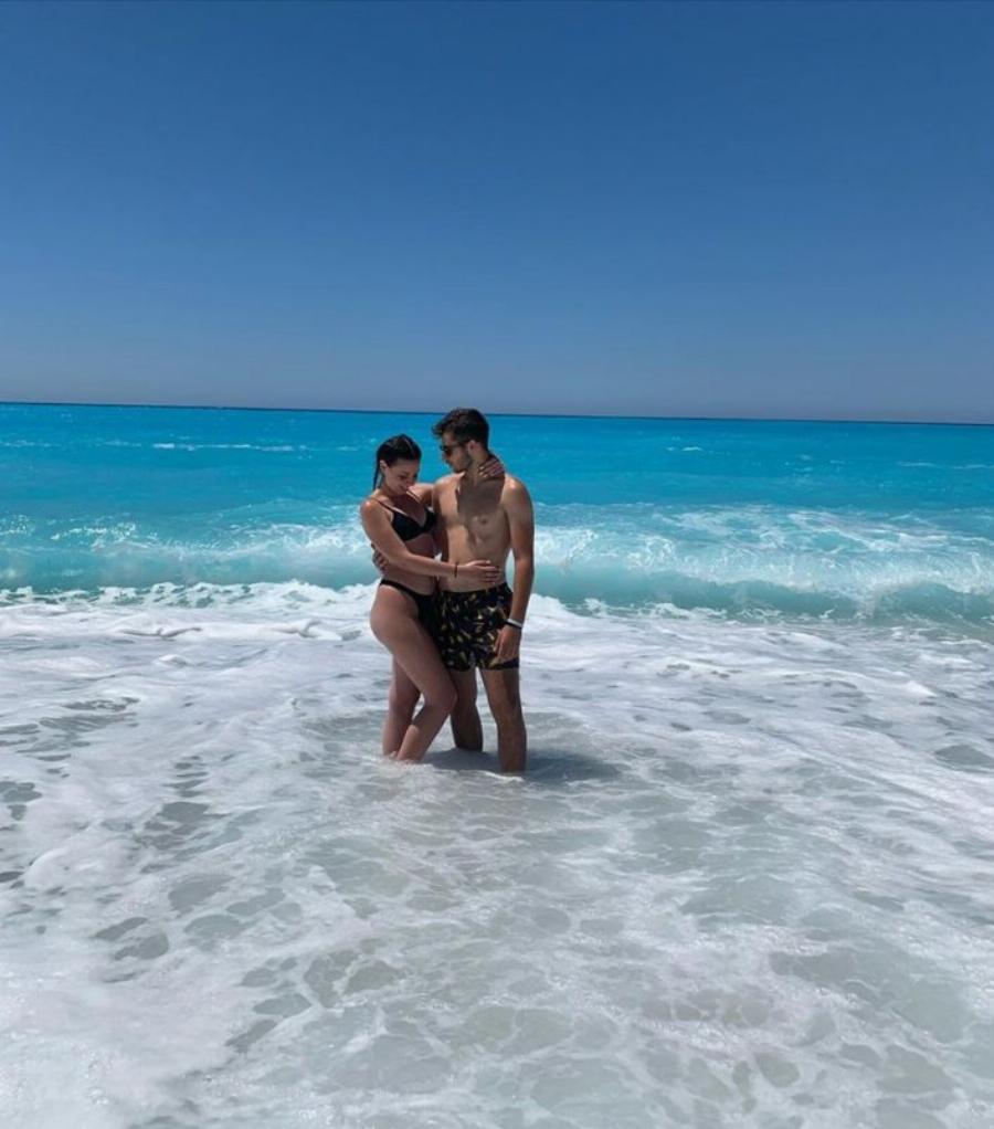 Ο μικρός Γιαννάκης από το «Ευτυχισμένοι Μαζί» άλλαξε και είναι ένας κούκλος: Πώς είναι σήμερα ο «γιος» του Γιάννη Μπέζου