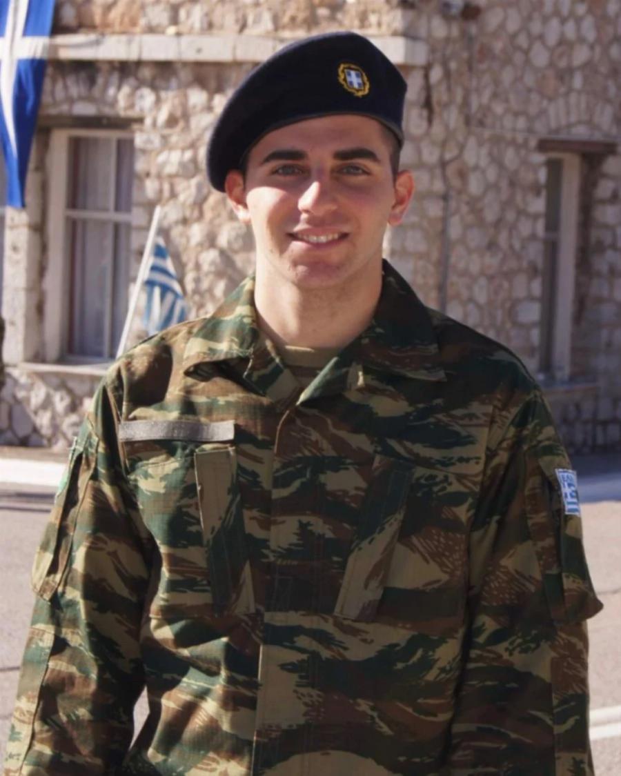 Ο μικρός Γιαννάκης από το «Ευτυχισμένοι Μαζί» άλλαξε και είναι ένας κούκλος: Πώς είναι σήμερα ο «γιος» του Γιάννη Μπέζου