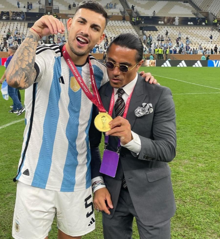 Την οργή του διαδικτύου αντιμετωπίζει ο Νουσρέτ: Το έπιασε, το «δάγκωσε» και τον κράζει όλος o πλανήτης