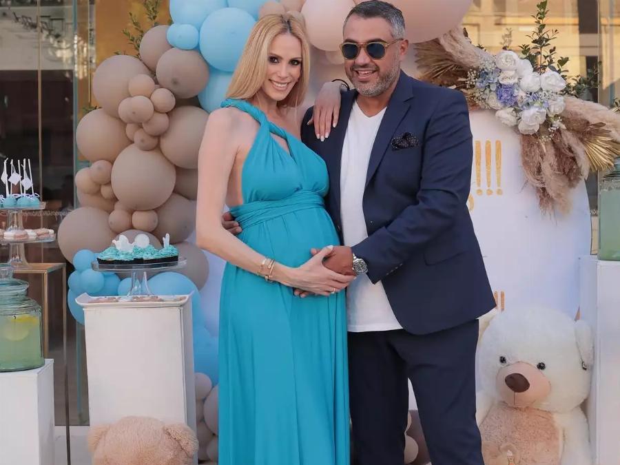 Παραμυθένια νυφικά και χλιδάτες δεξιώσεις: Οι 25 γάμοι διάσημων Ελλήνων που έγιναν πρωτοσέλιδα το 2022