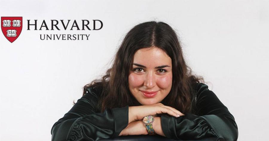 Χίλια μπράβο: Η 17χρονη Όλγα από τη Θεσσαλονίκη έγινε δεκτή στο Χάρβαρντ και μας κάνει περήφανους