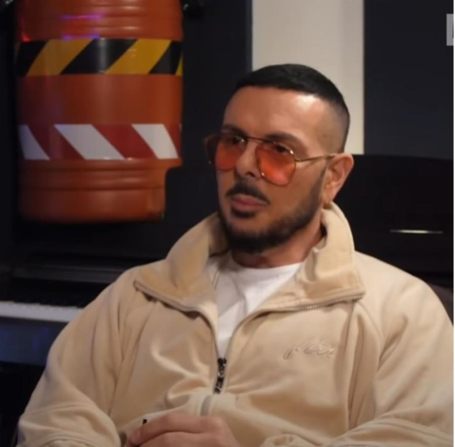 «Τρόλαρε» άσχημα την Εύα Καϊλή: Ο Νίκος Βουρλιώτης έγραψε τραγούδι για την πρώην Ευρωβουλευτή