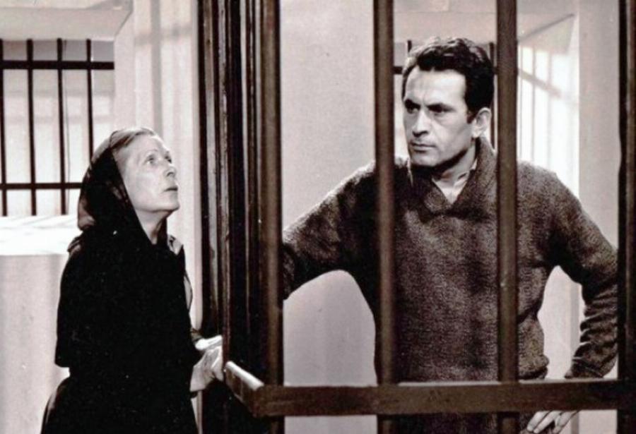 Δύσκολες ώρες για τον Νίκο Ξανθόπουλο: Στην εντατική ο ηθοποιός, το σοβαρό πρόβλημα υγείας που έχει και η μεγάλη ανησυχία της οικογένειας του