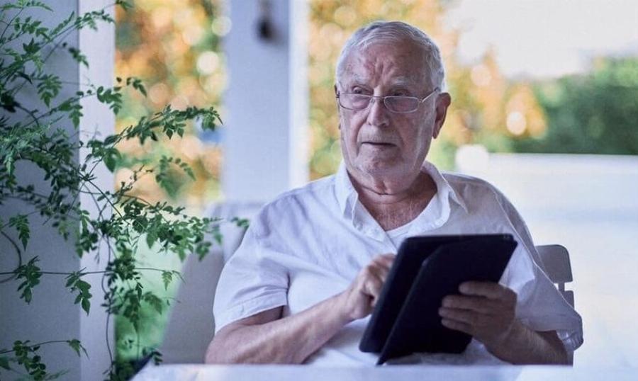 Δύσκολες ώρες για τον Νίκο Ξανθόπουλο: Στην εντατική ο ηθοποιός, το σοβαρό πρόβλημα υγείας που έχει και η μεγάλη ανησυχία της οικογένειας του