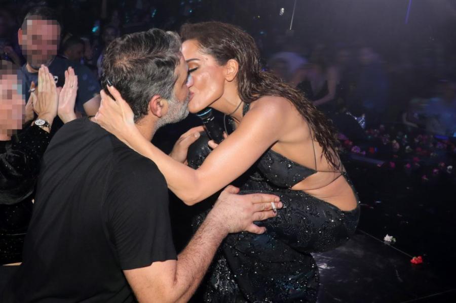 «Καταπέλτης» η Έλενα Ακρίτα: Στην αντεπίθεση για αυτούς που χλευάζουν τον έρωτα του Βασίλη Μπισμπίκη και της Δέσποινας Βανδή