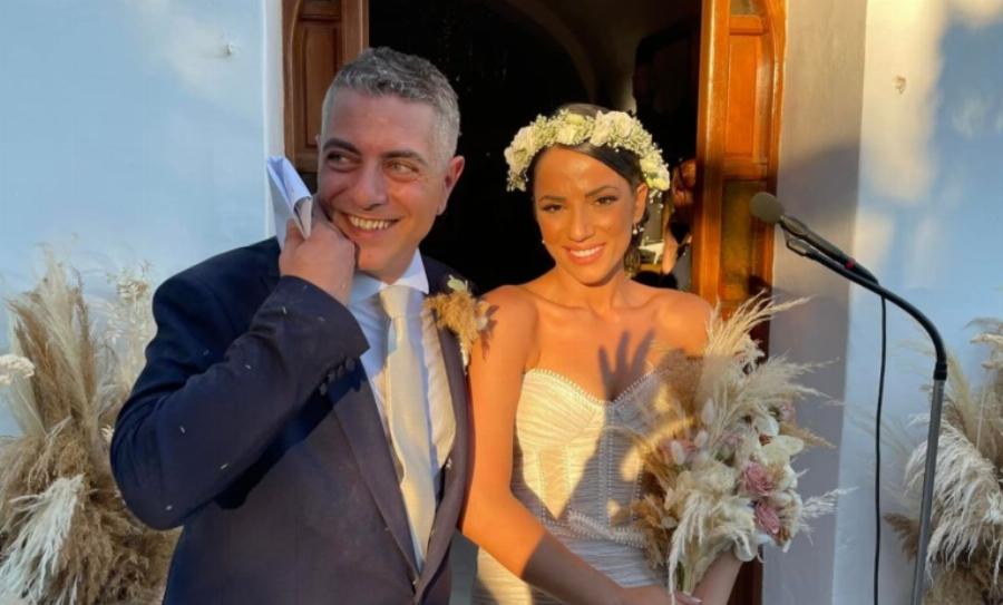 Χωρίς ίχνος ρετούς και φίλτρου: Η Ευλαμπία Ρέβη είναι ακομπλεξάριστη και φωτογραφίζεται στα καλύτερα της