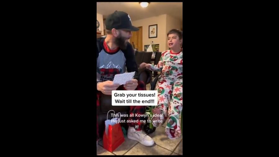 «Θα με υιοθετήσεις;»: Μικρό αγόρι με αναπηρία ζητά από τον πατριό του να το υιοθετήσει και μας κάνει όλους να λυγίσουμε