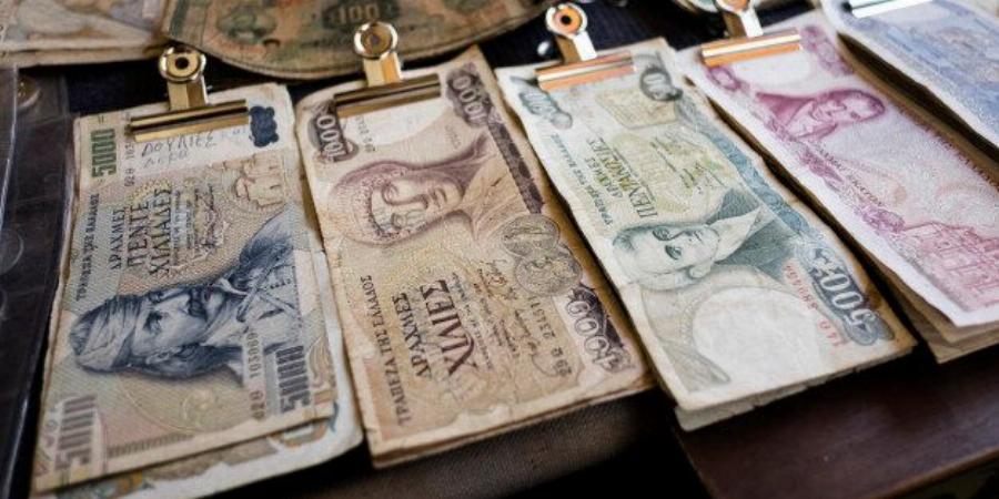 Άλλες εποχές: Πόσο κόστιζε το χριστουγεννιάτικο τραπέζι με δραχμές