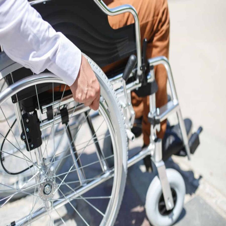 Εξομολόγηση μητέρας: Όταν η κόρη μου έμεινε ανάπηρη ο πατέρας της μας παρατησε. Όταν έπαιρνε τηλέφωνο «έκλαιγε» για την «κόρη του» αλλά καμιά βοήθεια σε τίποτα