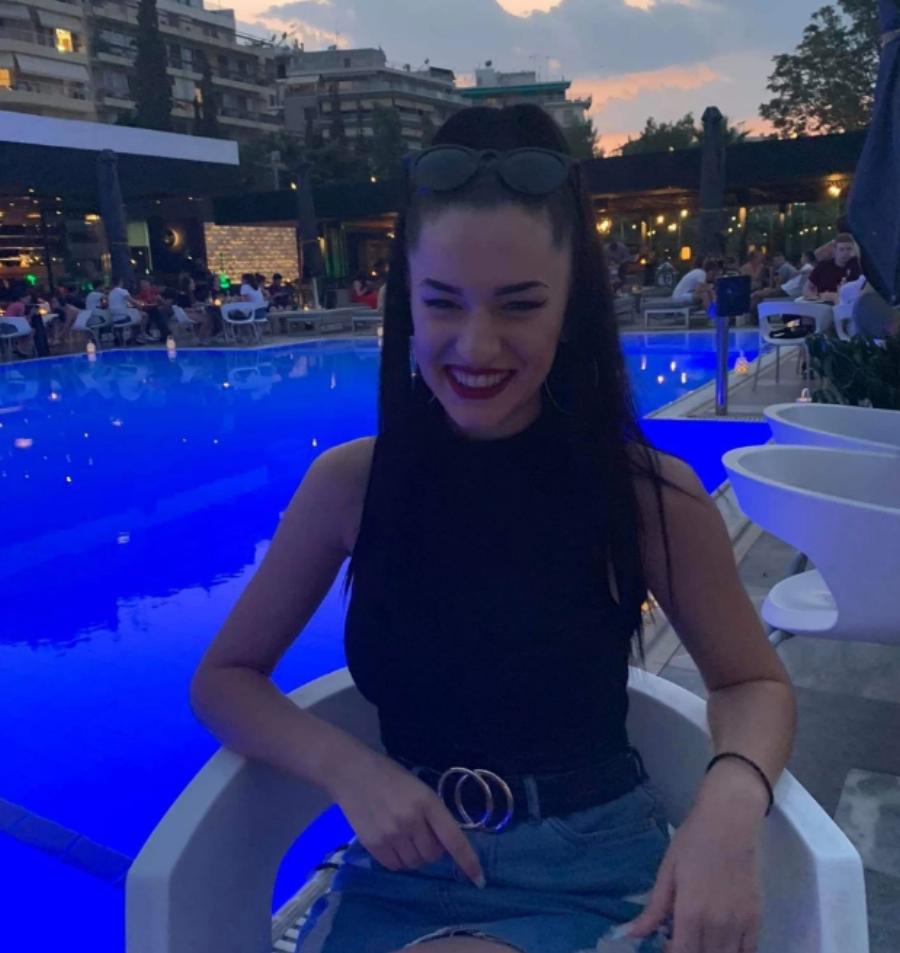 Ήταν μόλις 19 χρονών: Αυτή είναι η 19χρονη Χρύσα που δολοφόνησε με δύο σφαίρες στο κεφάλι ο 25χρονος Aλβανός
