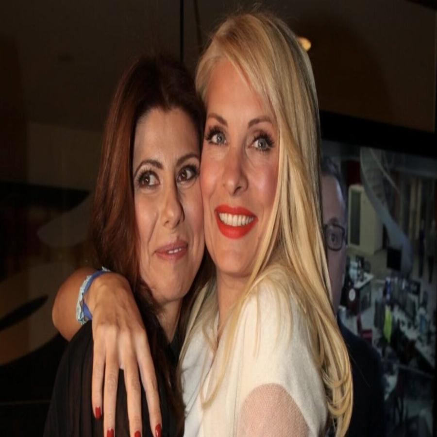 Ζήνα Κουτσελίνη: «Η Ελένη Μενεγάκη μου είπε “Πάρε αυτά τα 2 εκατομμύρια” και δε μου τα ζήτησε ποτέ πίσω»