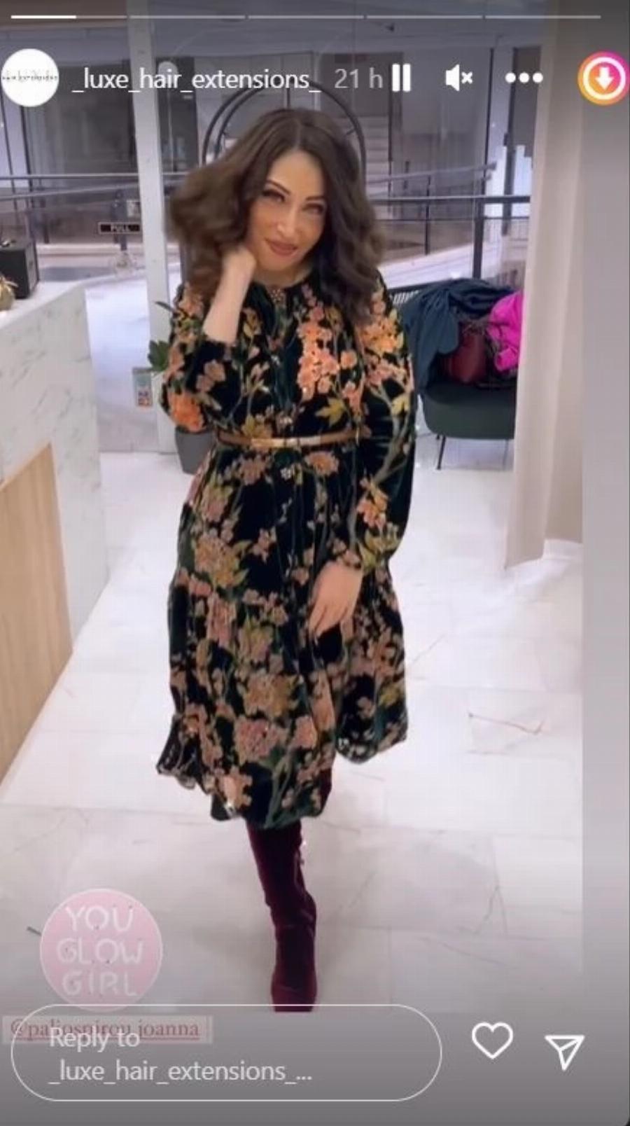 Τα άλλαξε όλα η Ιωάννα Παλιοσπύρου: Ανανεώθηκε, έβαλε εξτένσιον και ποζάρει με το νέο της μαλλί