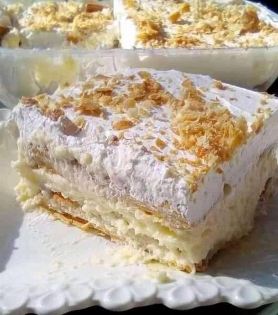 Του ονείρου σπιτικό Μιλφέιγ: Το πιο εύκολο και λαχταριστό γλυκό για το κυριακάτικο τραπέζι