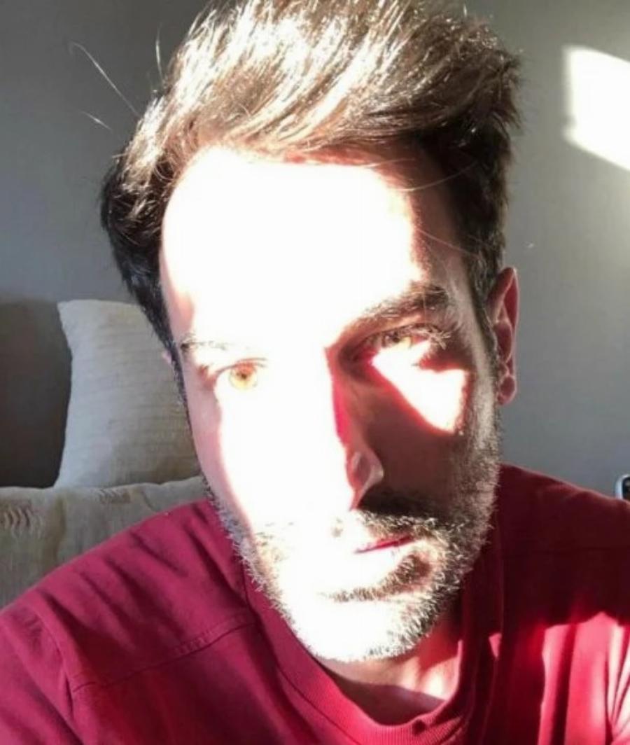 Ποια είναι πραγματικά η «Λόλα» που κέρδισε στο J2US: Άλλος άνθρωπος χωρίς περούκα και μακιγιάζ