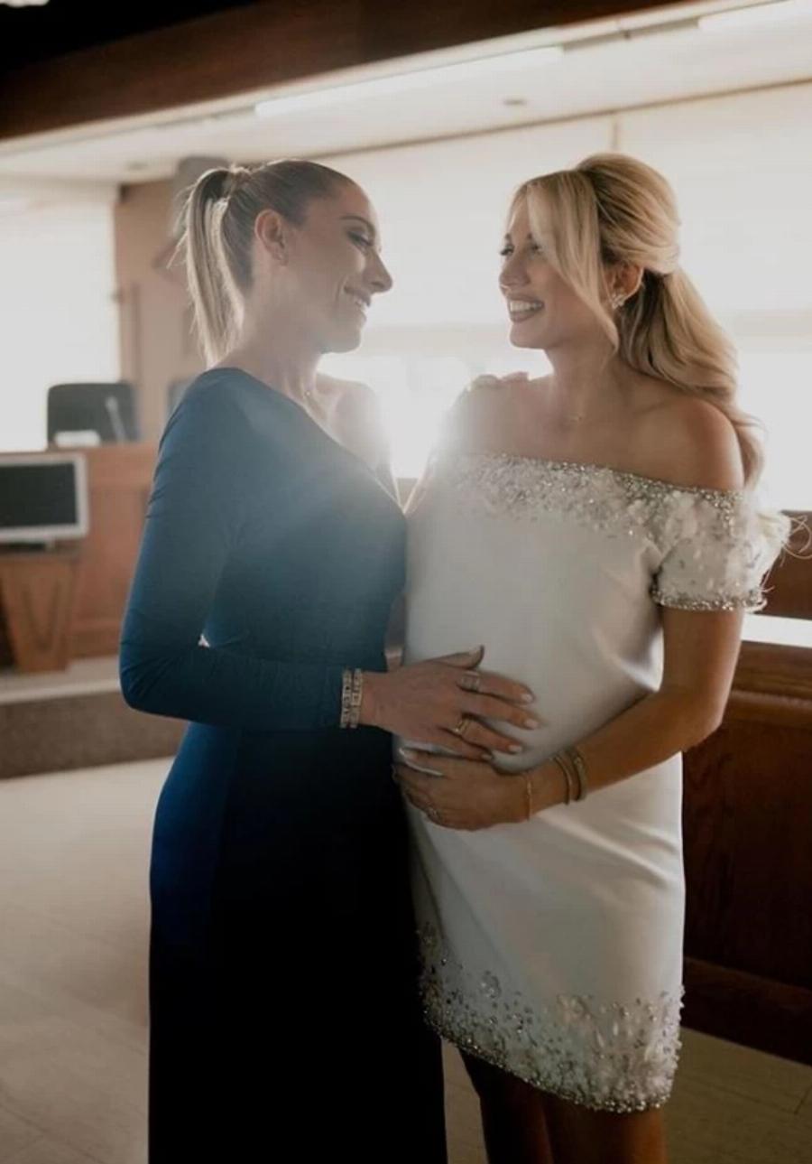 Αποκαλύφθηκε το όνομα που θα δώσει η Κωνσταντίνα Σπυροπούλου στον γιο της – Ο πρώτος θηλασμός και το εξιτήριο