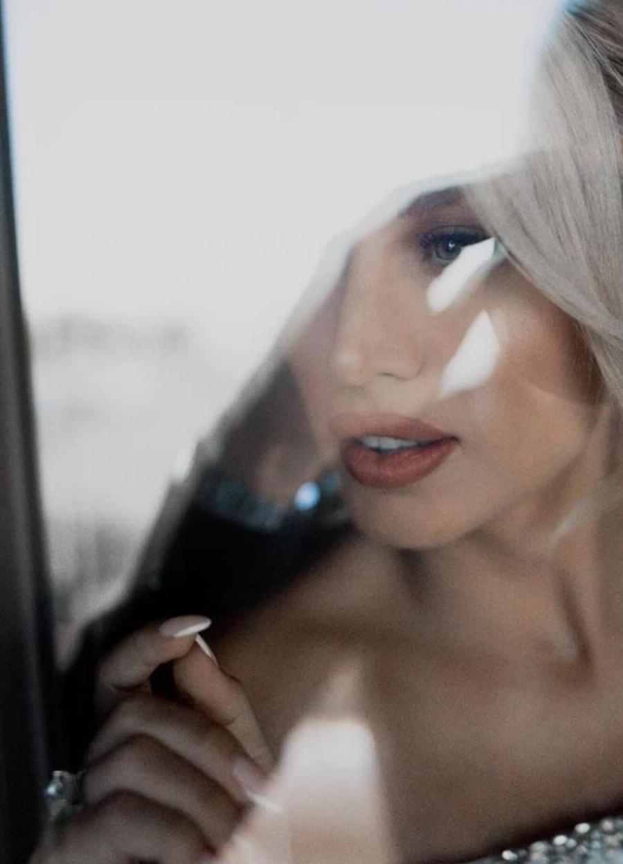 Αποκαλύφθηκε το όνομα που θα δώσει η Κωνσταντίνα Σπυροπούλου στον γιο της – Ο πρώτος θηλασμός και το εξιτήριο