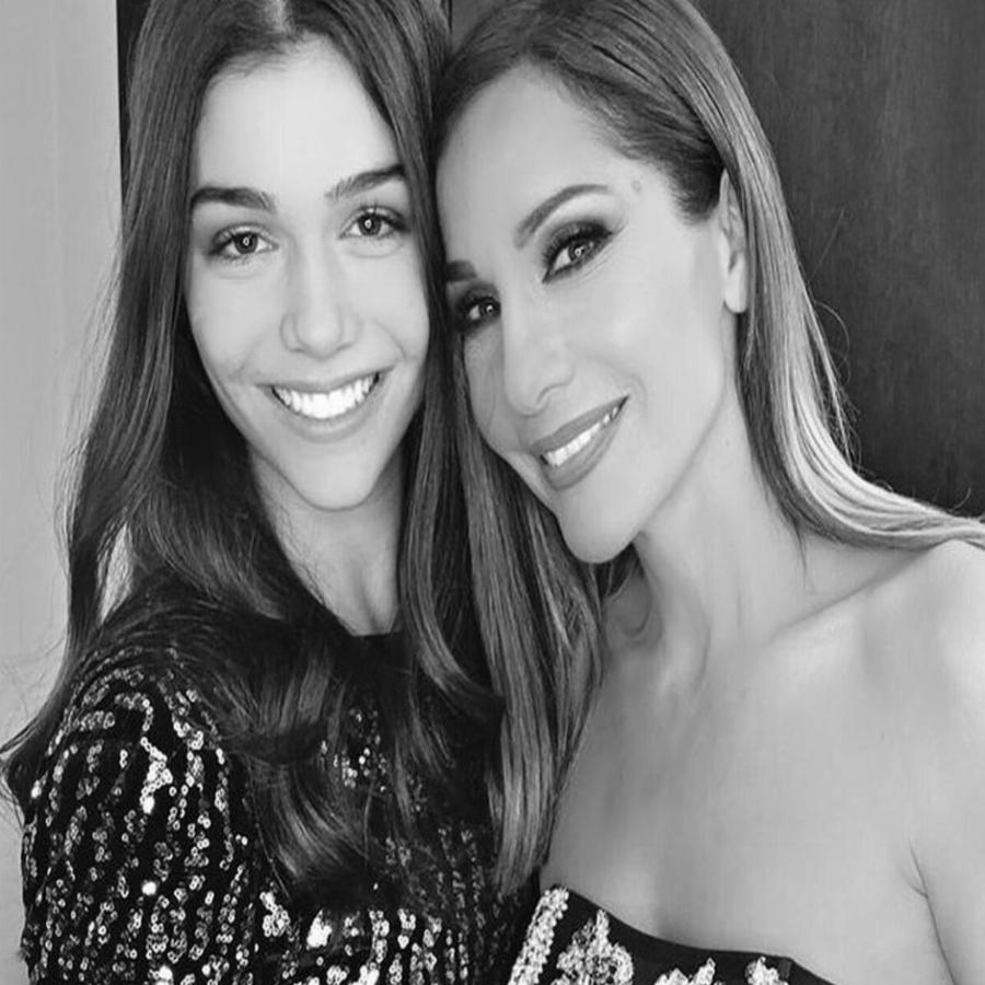 Φουλ ερωτευμένη και ριζικά ανανεωμένη Μελίνα Νικολαΐδη: Η νεαρή έγινε ίδια η Δέσποινα Βανδή