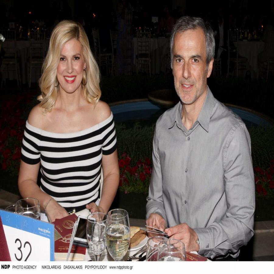 Γοητευτικός και κούκλος ο οδοντίατρος και πρώην σύζυγός της Ράνιας Θρασκιά: Το ζευγάρι έχει αποκτήσει δύο γιους